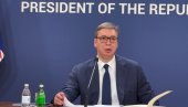 ПРЕДСЕДНИК ВУЧИЋ ПРИМЉЕН НА ВМА