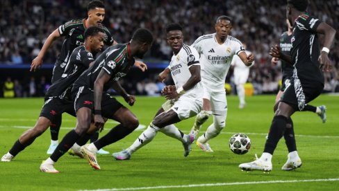 REAL NEMOĆAN ISPAO IZ LIGE ŠAMPIONA: Arsenal održao čas fudbala Kralju REAL NEMOĆAN ISPAO IZ LIGE ŠAMPIONA: Arsenal održao čas fudbala Kralju