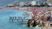 КРОФНИЦЕ ТРИ ЕВРА, КУГЛА СЛАДОЛЕДА ДВА: Ево како се крећу цене у Црној Гори