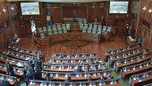 ЦИРКУС У ПРИШТИНИ СЕ НАСТАВЉА: Конститутивна седница скупштине прекинута деветнаести пут