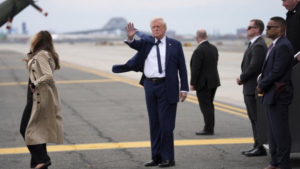 ТРАМП ПРИЗНАО: Због његових тарифа у САД би могло да буде мање робе, а скупље