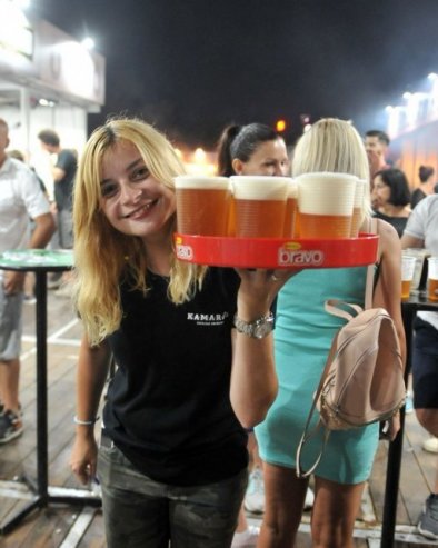 ЈЕДАН ОД НАЈВЕЋИХ ФЕСТИВАЛА ПИВА У РЕГИОНУ: Beer Fest већ више од две деценије привлачи туристе из целог света (ФОТО)