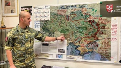 АУСТРИЈСКИ ВОЈНИ СТРУЧЊАК ОБЈАСНИО: Ево зашто Русија напредује до 20 км² дневно (ВИДЕО)