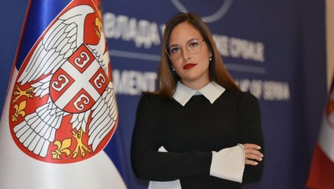 МИНИСТАРКА ПАВКОВ О ТРОСАДНИМ БЛОКАДАМА: Екстремна мањина анархо-бољшевика наставља да паралише читаву земљу (ФОТО)