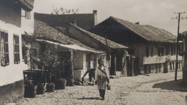 МИЉЕНИК ПОРОДИЦЕ СТИЖЕ У БЕОГРАД НА ВЕЛИКУ ШКОЛУ: Када је рођен Никола Пашић - не зна се - кад је о томе питан, избегавао је потпун и јасан МИЉЕНИК ПОРОДИЦЕ СТИЖЕ У БЕОГРАД НА ВЕЛИКУ ШКОЛУ: Када је рођен Никола Пашић - не зна се - кад је о томе питан, избегавао је потпун и јасан
