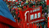 ОСТАЛИ ПЕСМА И РАЖЊИЋИ: Дописник Новости сведок промене прославe 1. маја у Русији (ФОТО) ОСТАЛИ ПЕСМА И РАЖЊИЋИ: Дописник Новости сведок промене прославe 1. маја у Русији (ФОТО)