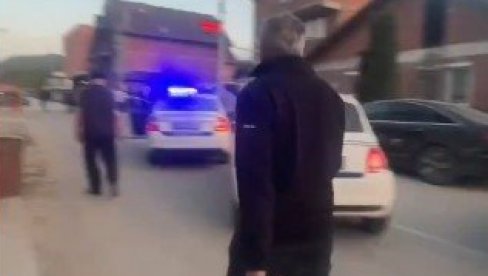 НЕКОЛИКО ОСОБА ИЗБОДЕНО НОЖЕМ: Масовна туча две породице у Новом Пазару (ВИДЕО)