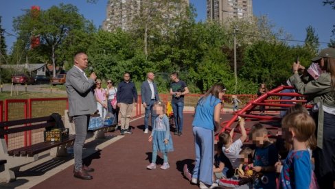 НОВО ИГРАЛИШТЕ: Коњарник добио нови простор за игру НОВО ИГРАЛИШТЕ: Коњарник добио нови простор за игру