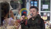 POSLE RIBNIKARA Poznati pevač prelomio: Žena mi je dala otkaz, deca su nam još gora!