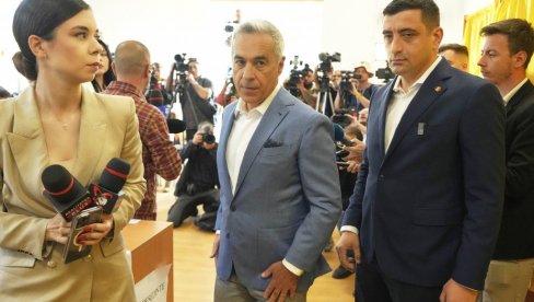 MAKRON: Pobeda Simiona u Rumuniji imala bi negativne posledice po susednu Moldaviju MAKRON: Pobeda Simiona u Rumuniji imala bi negativne posledice po susednu Moldaviju
