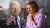Ко је Брита Ернст, жена Олафа Шолца, и ЗАШТО скупља ИЗГУБЉЕНЕ рукавице (ФОТО)