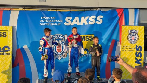Luka Macura je apsolutni rekorder NAVAK staze u kartingu - postavio je novi rekord staze uz 6 ubedljivih pobeda u Šampionatu Srbije