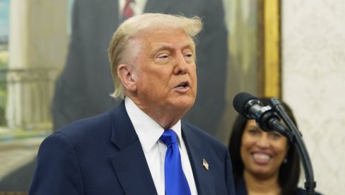 НИСАМ СРЕЋАН, АЛИ ВРЕМЕ ЈЕ: Трамп најављује кључне потезе у вези с Украјином НИСАМ СРЕЋАН, АЛИ ВРЕМЕ ЈЕ: Трамп најављује кључне потезе у вези с Украјином