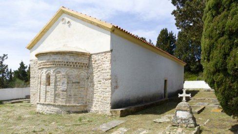 DIS JE SAHRANJEN NA OSTRVU OTONI: Istoričar Mirko Drmanac opovrgava dosadašnje podatke o smrti i večnoj kući Vladislava Petkovića DIS JE SAHRANJEN NA OSTRVU OTONI: Istoričar Mirko Drmanac opovrgava dosadašnje podatke o smrti i večnoj kući Vladislava Petkovića
