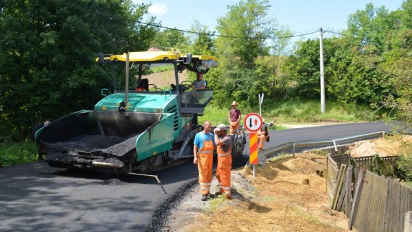 РЕКОНСТРУКЦИЈА ПУТА СВИЛАЈНАЦ – ПЕТРОВАЦ: Биће урађено 16,2 километара РЕКОНСТРУКЦИЈА ПУТА СВИЛАЈНАЦ – ПЕТРОВАЦ: Биће урађено 16,2 километара