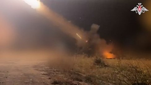 STAVITI POKROVSK U „KOTAO“: Šta znači ruska ofanziva kod Mirnograda za najveće utvrđenje VSU (MAPA)