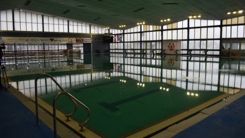 PLIVAČI USMERENI NA BEČEJ: Nadležni kažu - klubovi na vreme obavešteni (FOTO) PLIVAČI USMERENI NA BEČEJ: Nadležni kažu - klubovi na vreme obavešteni (FOTO)