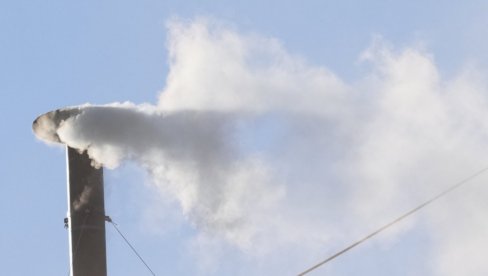 IZABRAN NOVI PAPA: Beli dim izbija iz Sikstinske kapele IZABRAN NOVI PAPA: Beli dim izbija iz Sikstinske kapele