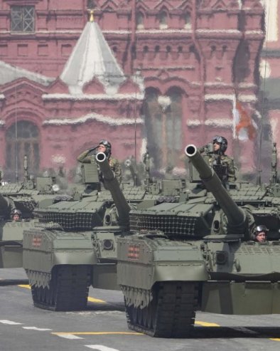 РУСИЈА МОДЕРНИЗУЈЕ ТЕНК КОЈИ ЈЕ “ПРОБУШИО” АБРАМСА: Најсавременија заштита од дронова, оклоп, нова муниција... (ВИДЕО)