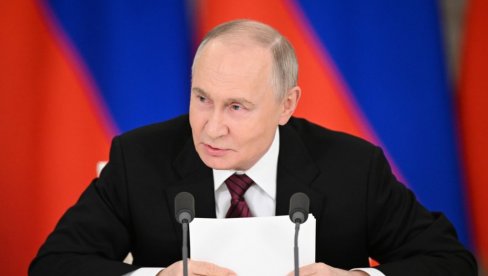 OTKRIVENO ŠTA SE NALAZI U PUTINOVOJ BIBLIOTECI: Predsednik ima pristup više od 10.000 knjiga