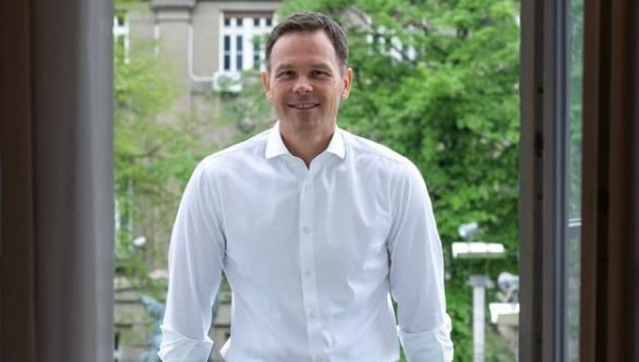 ИНТЕРЕСОВАЊЕ ЗА СТАМБЕНЕ КРЕДИТЕ ЗА МЛАДЕ НЕ ЈЕЊАВА Мали: До сада потписана 303 уговора - још 444 кредита одобрено ИНТЕРЕСОВАЊЕ ЗА СТАМБЕНЕ КРЕДИТЕ ЗА МЛАДЕ НЕ ЈЕЊАВА Мали: До сада потписана 303 уговора - још 444 кредита одобрено
