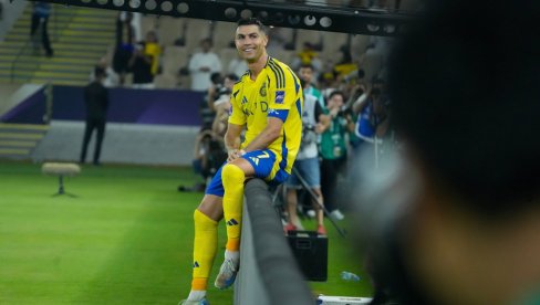 НЕОЧЕКИВАНО! Роналдо има нови клуб? Играће опет против Месија