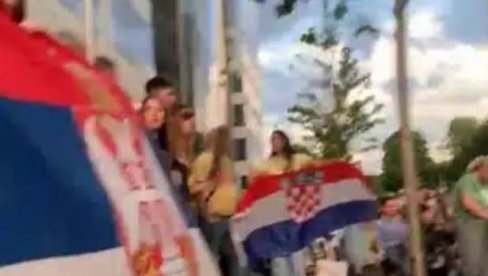 KO TO ORGANIZUJE I DOČEKUJE „STUDENTE TRKAČE“ U BRISELU? Hrvatski desničari, komunisti i ekološki aktivisti u misiji protiv Srbije KO TO ORGANIZUJE I DOČEKUJE „STUDENTE TRKAČE“ U BRISELU? Hrvatski desničari, komunisti i ekološki aktivisti u misiji protiv Srbije