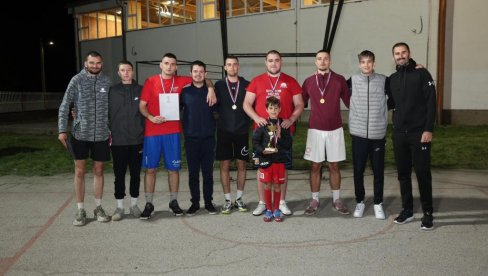 КОШАРКАШКИ ТУРНИР УЛИЦА У ЖИТИШТУ КОШАРКАШКИ ТУРНИР УЛИЦА У ЖИТИШТУ