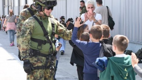 ПРЕДШКОЛЦИ КАО ПИЛОТИ: ГО Земун и Малац у локалној заједници ПРЕДШКОЛЦИ КАО ПИЛОТИ: ГО Земун и Малац у локалној заједници