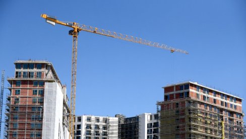 NAJSKUPLJI KVADRAT 11.668 EVRA: Izveštaj Republičkog geodetskog zavoda NAJSKUPLJI KVADRAT 11.668 EVRA: Izveštaj Republičkog geodetskog zavoda