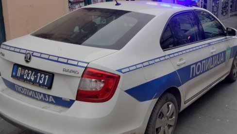 UPAO KROZ PROZOR I UKRAO 1.300 EVRA: Kraljevačka policija uhapsila lopova UPAO KROZ PROZOR I UKRAO 1.300 EVRA: Kraljevačka policija uhapsila lopova