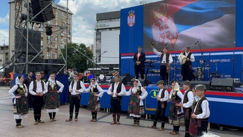KOLO NA SVENARODNOM SABORU U NIŠU: Prelep prizor mladosti i sabornosti (VIDEO)