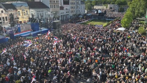 СВЕНАРОДНИ СКУП У НИШУ: Говорници шаљу јасну поруку - Не дамо Србију (ФОТО/ВИДЕО)