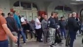 UŽAS: Novo nasilje blokadera foteljaša u Novom Sadu UŽAS: Novo nasilje blokadera foteljaša u Novom Sadu