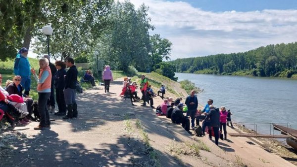 СУСРЕТИ ПЛАНИНАРА: Уживали у природним лепотама Царске баре и реке Тисе СУСРЕТИ ПЛАНИНАРА: Уживали у природним лепотама Царске баре и реке Тисе