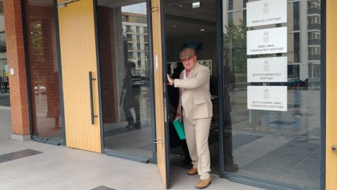 OKRIVLJENI KRSTIĆ U BOLNICI: Suđenje za bacanje bombi u dvorišta Kosmajaca