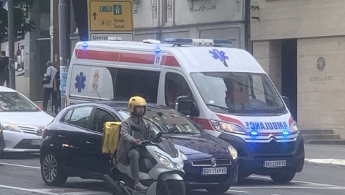 ДЕВОЈЧИЦА (7) ОБОРЕНА НА ПЕШАЧКОМ ПРЕЛАЗУ НА МИЉАКОВЦУ: Хитно превезена у Тиршову ДЕВОЈЧИЦА (7) ОБОРЕНА НА ПЕШАЧКОМ ПРЕЛАЗУ НА МИЉАКОВЦУ: Хитно превезена у Тиршову