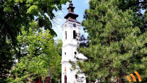 ХРАМОВНА СЛАВА ПРЕНОСА МОШТИЈУ СВЕТОГ ОЦА НИКОЛАЈА: У православном храму у селу Јаша Томић ХРАМОВНА СЛАВА ПРЕНОСА МОШТИЈУ СВЕТОГ ОЦА НИКОЛАЈА: У православном храму у селу Јаша Томић