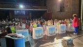 „ЂУРИНИ“ ЂАЦИ  ДВОСТРУКИ ПОБЕДНИЦИ: У Параћину одржано Регионално такмичење „Пажљивкова смотра“ (ФОТО)
