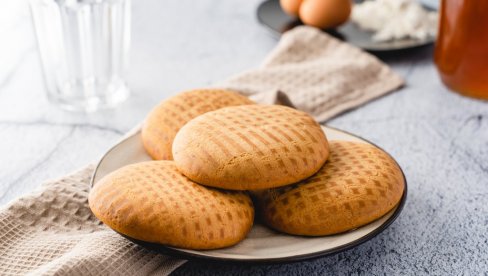 ОВАКВЕ ЈОШ НИСТЕ ПРОБАЛИ: Мирисни медењаци ОВАКВЕ ЈОШ НИСТЕ ПРОБАЛИ: Мирисни медењаци