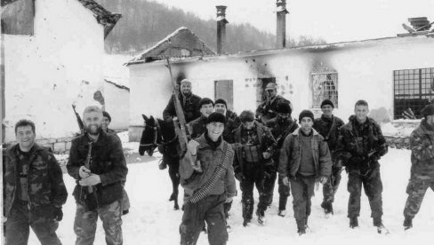 ТРУДИЦУ УБИЛИ БЕЗ МИЛОСТИ: Сведочења о злочинима сребреничких муслимана - Љиља се кретала теже, бојала се да се не оклизне
