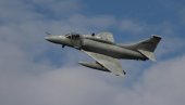 NLO SE ZAKUCAO U AMERIČKI BORBENI AVION: Letelica morala hitno da sleti, razbijena i pilotska kabina (VIDEO)