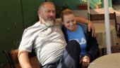 ТАТА, МОЈ ДРАГИ! Јелена Докић се читуљом у Новостима опростила од оца Дамира ТАТА, МОЈ ДРАГИ! Јелена Докић се читуљом у Новостима опростила од оца Дамира