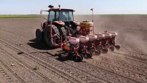 ​УРУЧЕНО ВИШЕ ОД 50 РЕШЕЊА: Стиже нова подршка државе