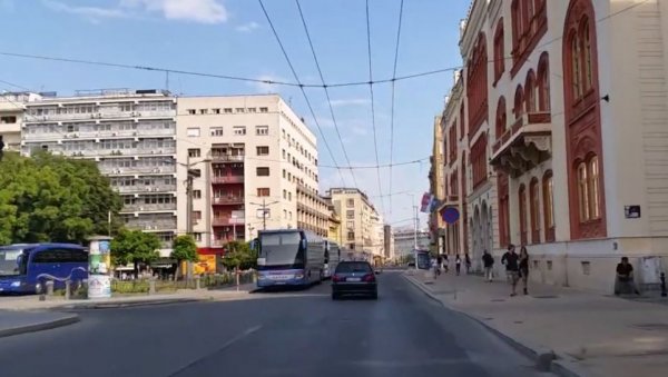 ВАЖНО ЗА ВОЗАЧЕ: Васина улица од недеље отворена за сва моторна возила у оба смера ВАЖНО ЗА ВОЗАЧЕ: Васина улица од недеље отворена за сва моторна возила у оба смера