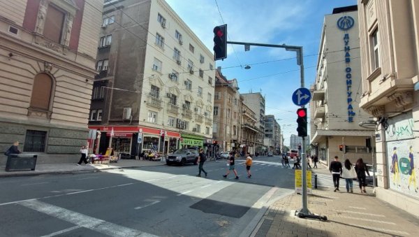 ВАСИНА ОД ДАНАС ДВОСМЕРНА ЗА СВЕ: Нови режим саобраћаја у централној градској улици ВАСИНА ОД ДАНАС ДВОСМЕРНА ЗА СВЕ: Нови режим саобраћаја у централној градској улици