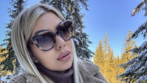 НЕПРЕПОЗНАТЉИВА: Фолкерка смршала скоро 100 кг и постала плавуша (ФОТО)