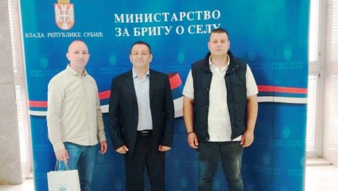 SKUĆIO SE MILOŠ RISTIĆ: Odobrena 33. kuća u opštini Paraćin po konkursu Ministarstva za brigu u selu SKUĆIO SE MILOŠ RISTIĆ: Odobrena 33. kuća u opštini Paraćin po konkursu Ministarstva za brigu u selu