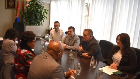 MINISTAR STANKOVIĆ SA MINISTARKOM  REPUBLIKE MALAVI: U Srbiji studiraju studenti iz 127 država Afrike, Azije, Centralne i Južne Amerike