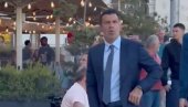 ИЗБЕГНУТ ФИЗИЧКИ СУКОБ: Навијач Барселоне провоцирао Фига, па се брзо покајао (ВИДЕО)